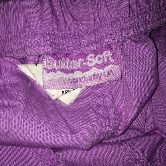 Scrubs - Picture 1 of 7